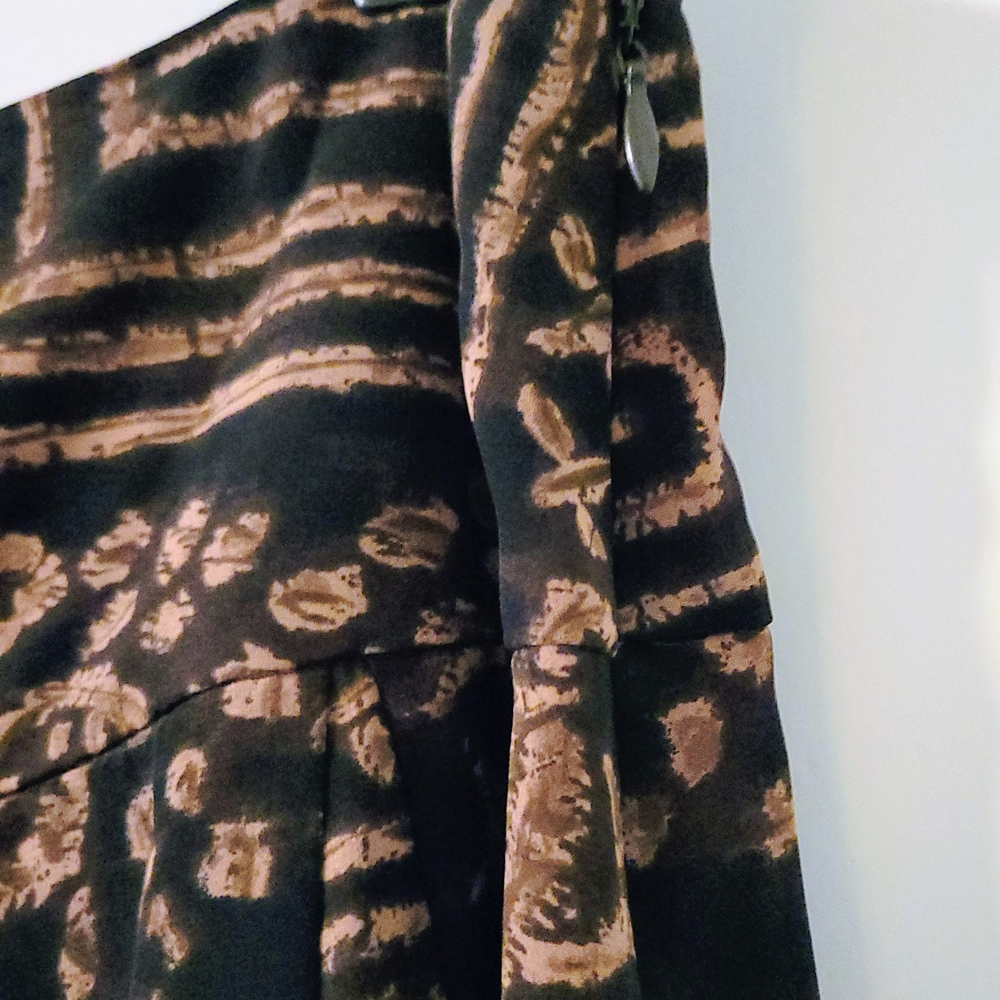 Chaps Black and Brown Geometric A-Line Skirt - Picture 4 of 7
